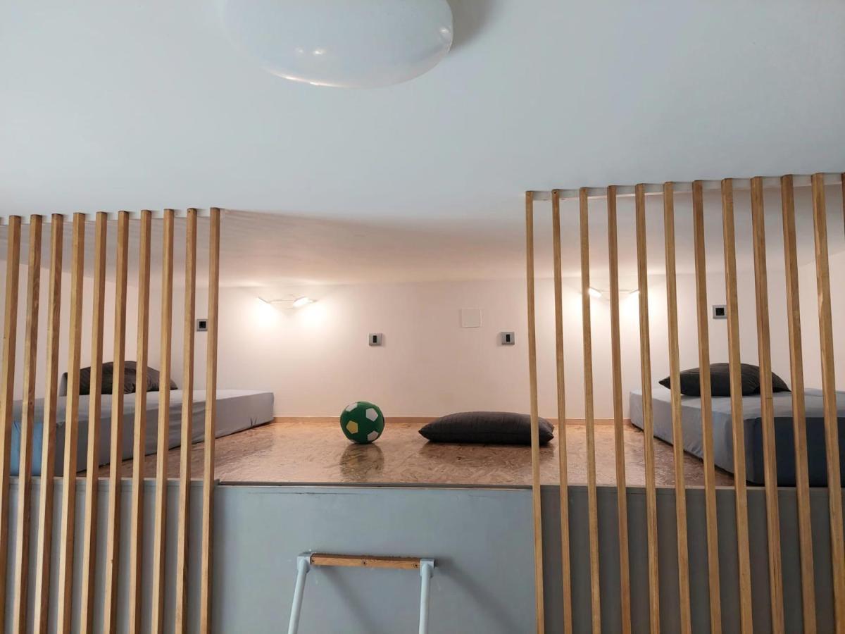 Ferienwohnung Ozzy Cozy Zagreb Exterior foto